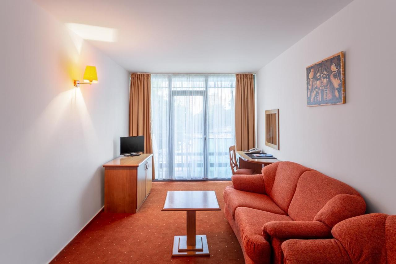 Hotel Cleopatra Saturn Εξωτερικό φωτογραφία